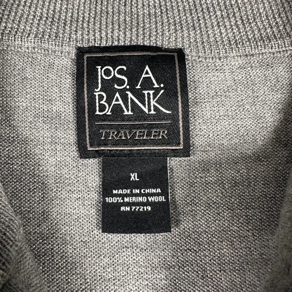 Jos. A. Bank Traveler Mens XL Gray 100% Merino Wool Q Zip Sweater Mock Neck
